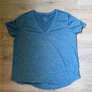 REITMANS HYBA Essentials Heather Blue Green V-Neck Women's Tee